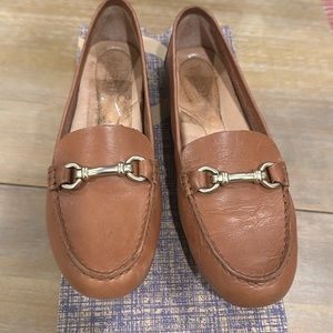 Born Magnolia Leather Loafer with Buckle Cognac Brown Size 6.5